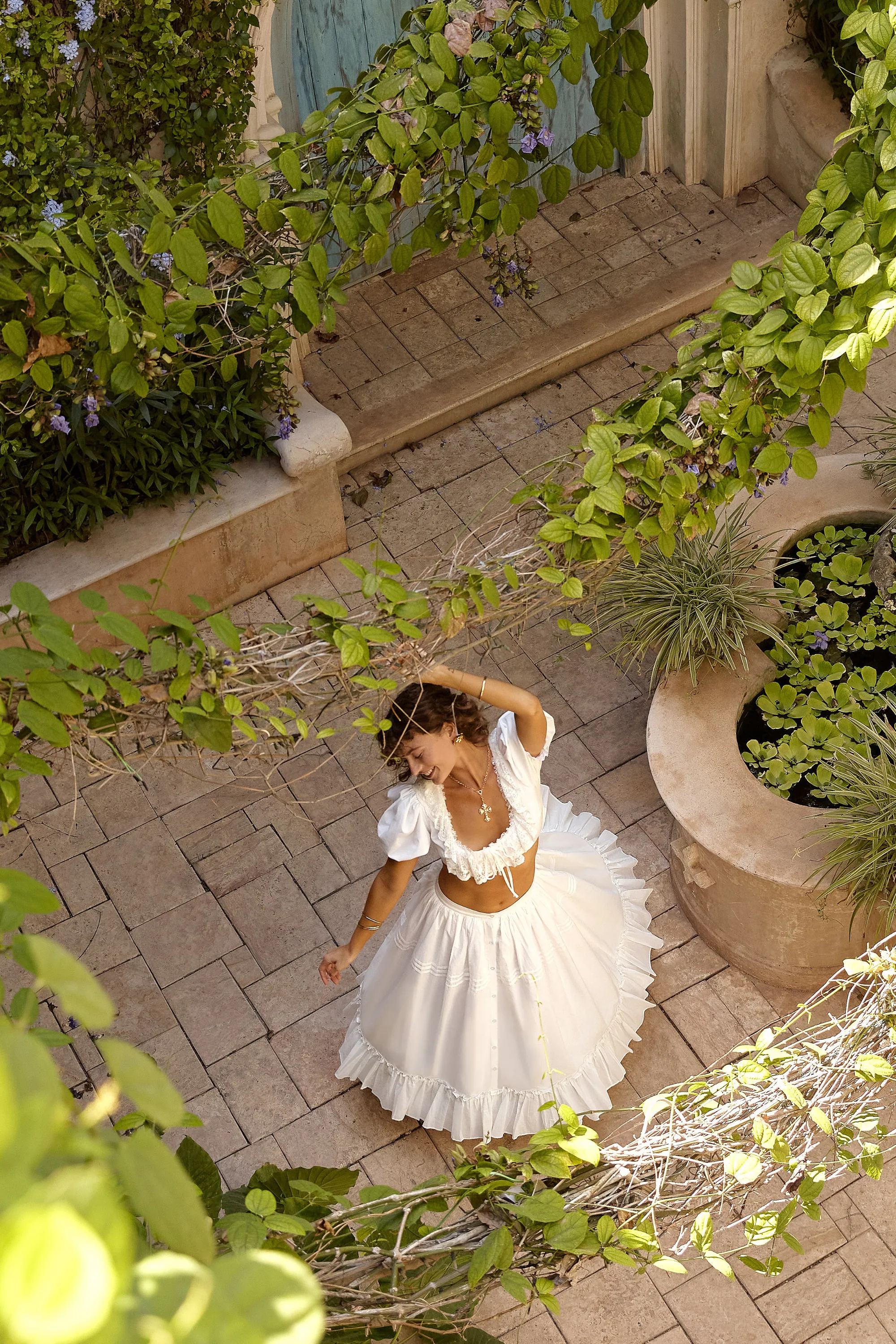 Camellia White Crop-top