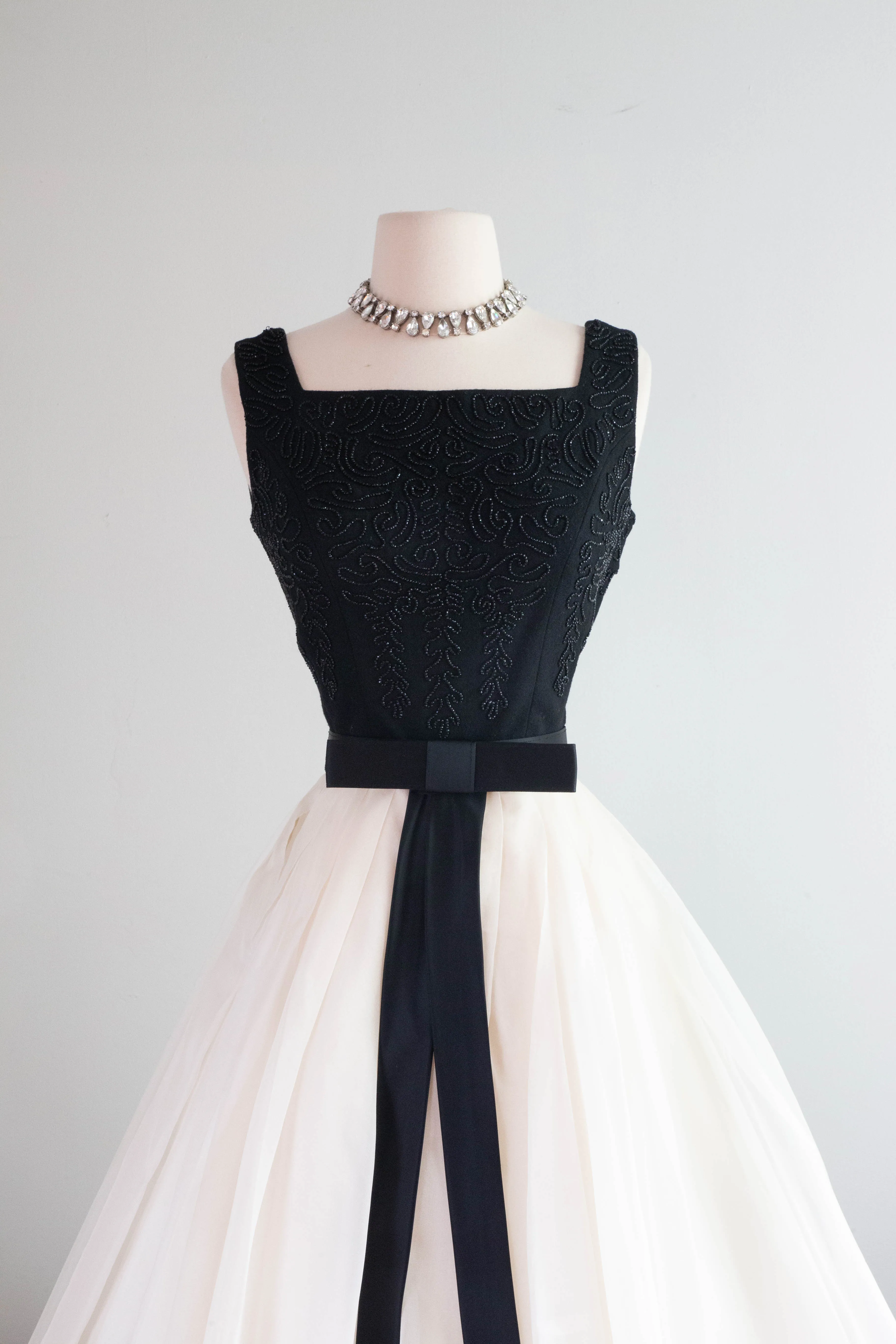 Classic 1950’s Grace Kelly Style Cocktail Party Dress by Carlye / Small