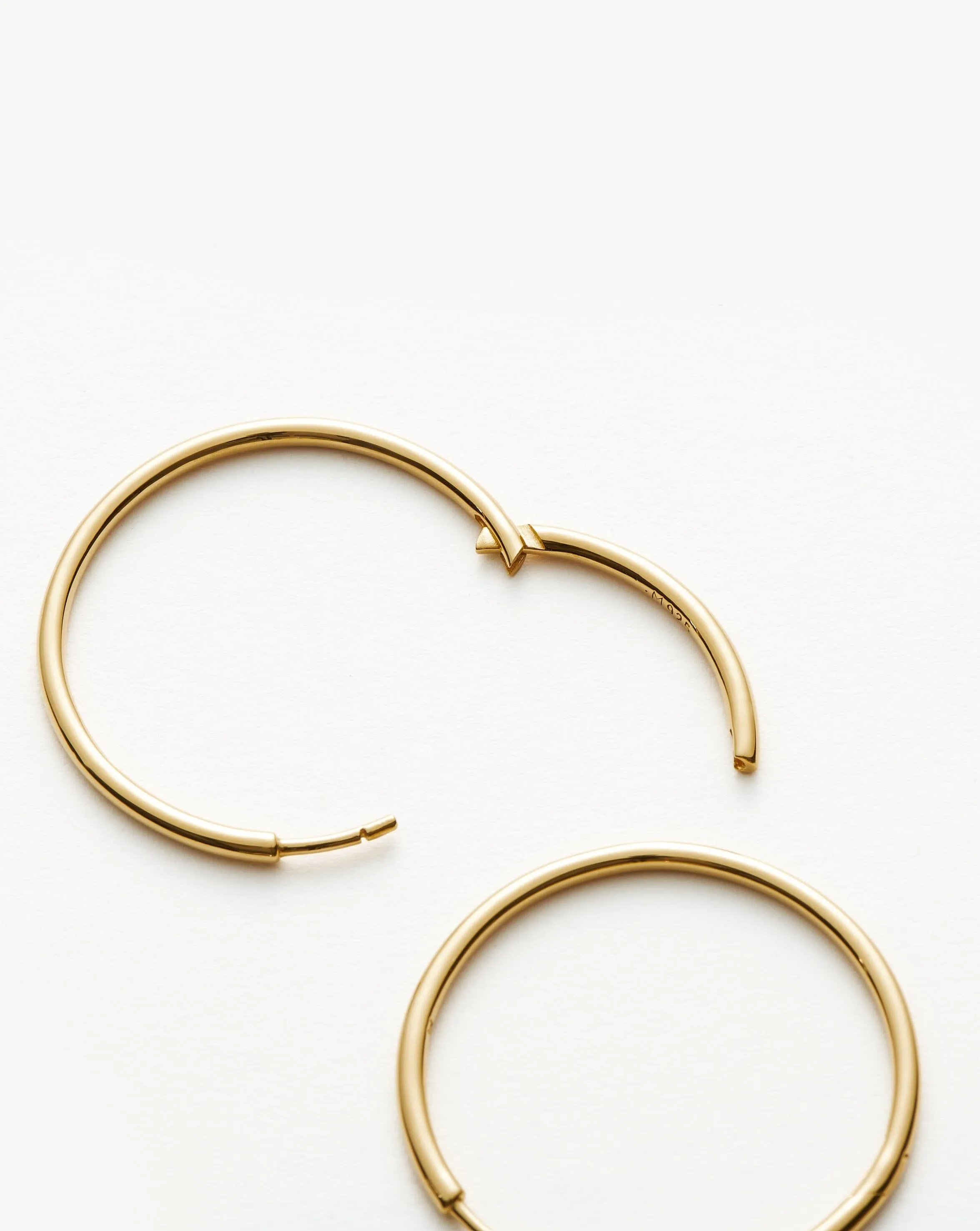 Classic Medium Hoop Earrings | 18ct Gold Plated Vermeil