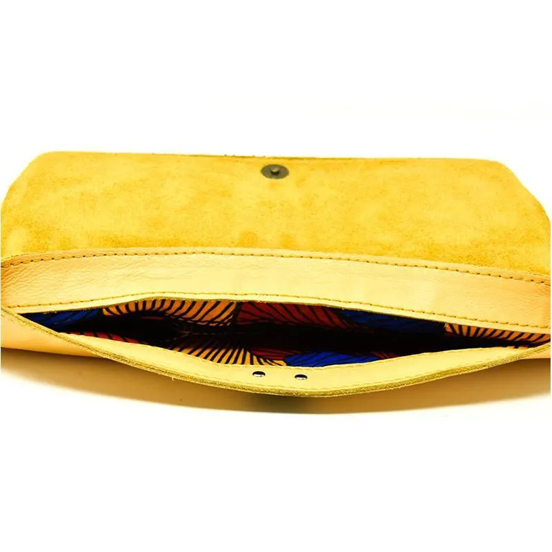 Karungi Beaded Leather Clutch 02