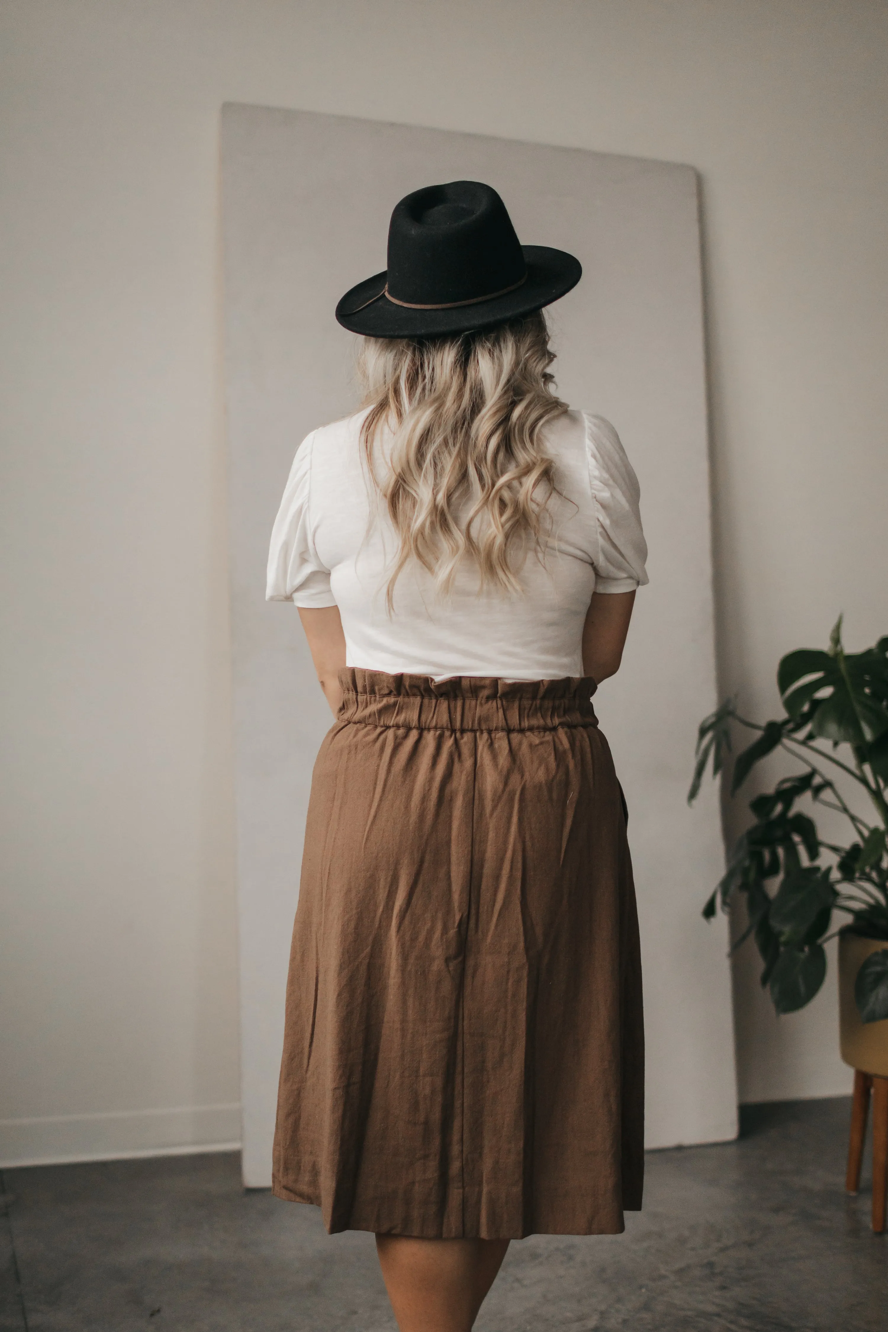 Lily Basic Tee in White