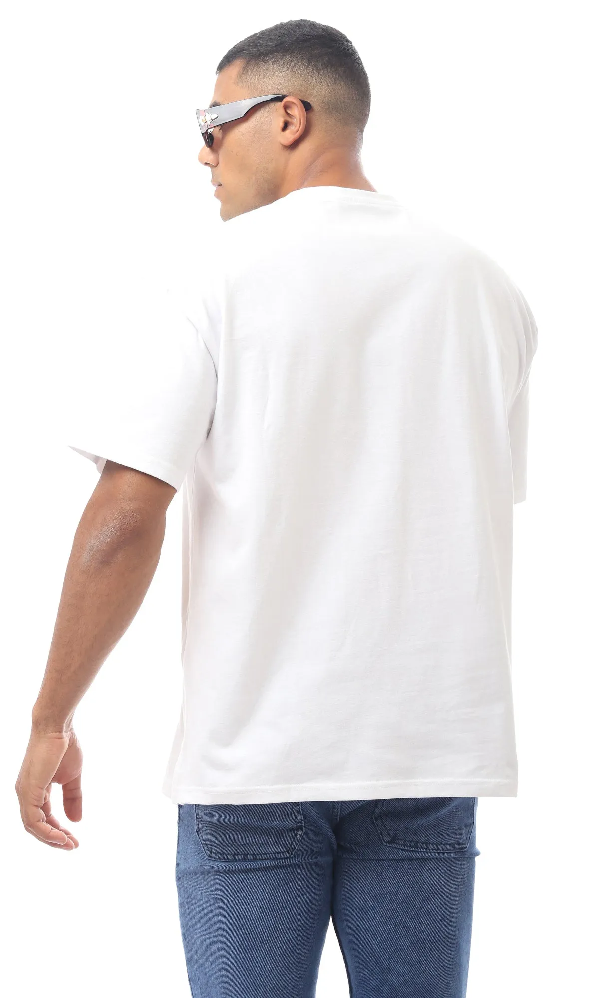 O170306 White Rounded Neck Summer Solid Tee With Pocket