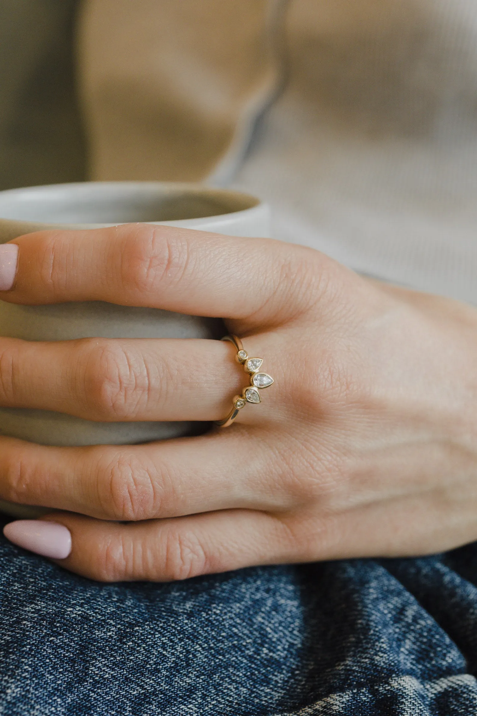 Stardust Contour Ring with Lab Diamonds