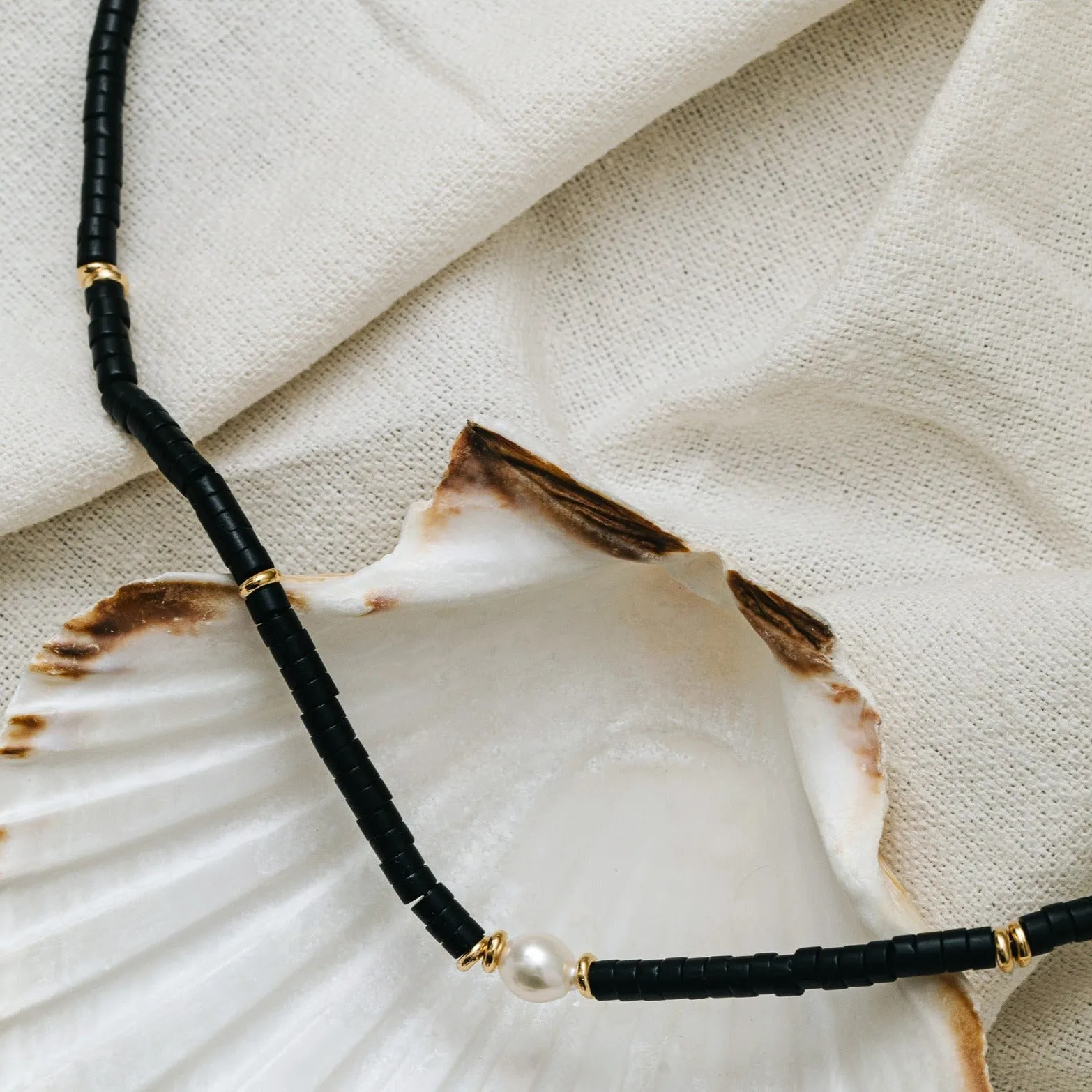 Stationed Pearl Bead Necklace - Black