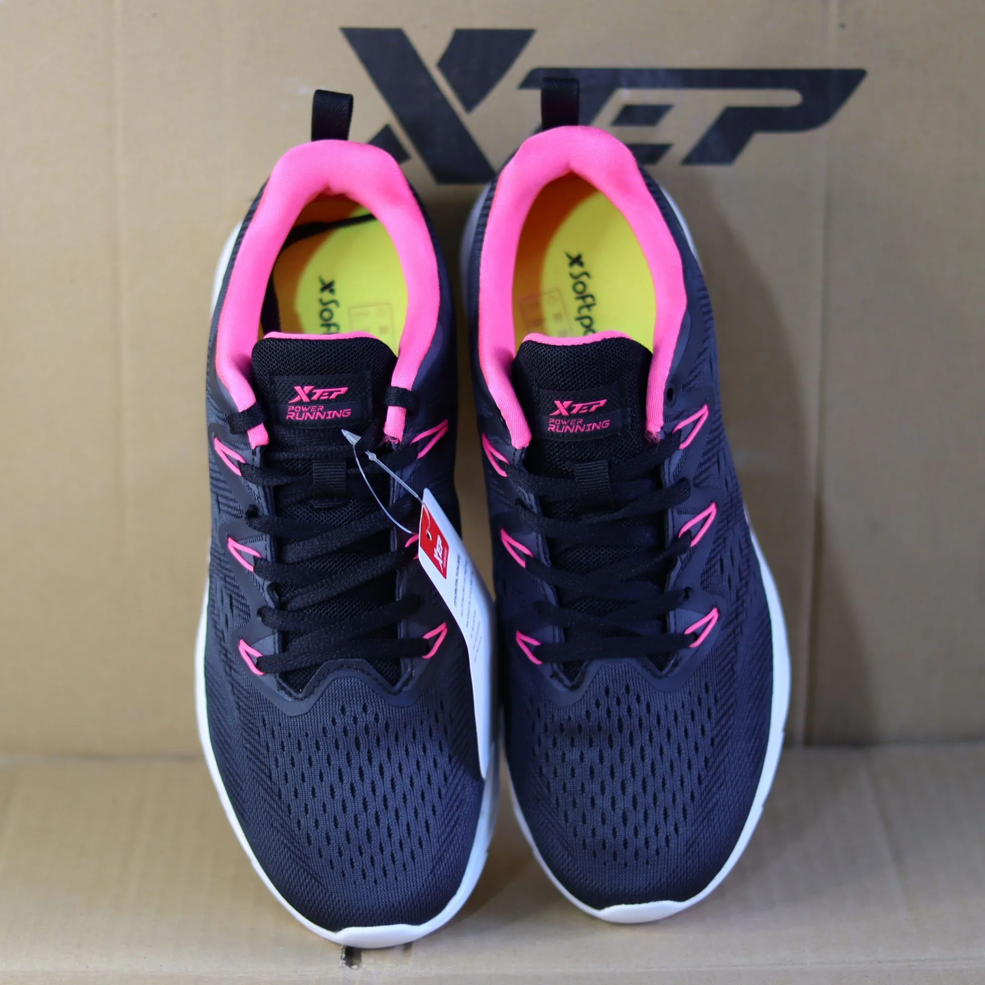 X32 - Women's Medicated Running Shoe by Xtep