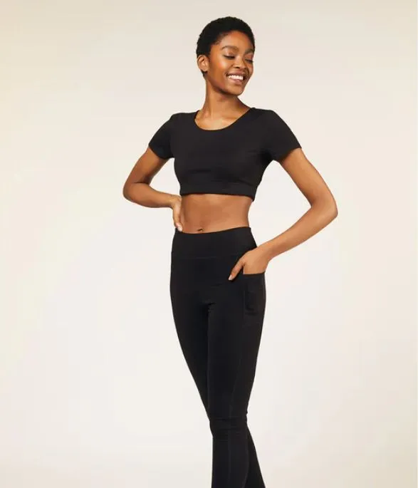 Yoga Scoop Crop Top