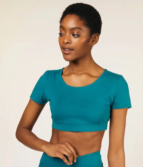 Yoga Scoop Crop Top